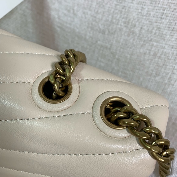 Tory Burch Kira Chevron Cream Leather Small Convertible Shoulder/Crossbody Bag - Picture 9 of 16